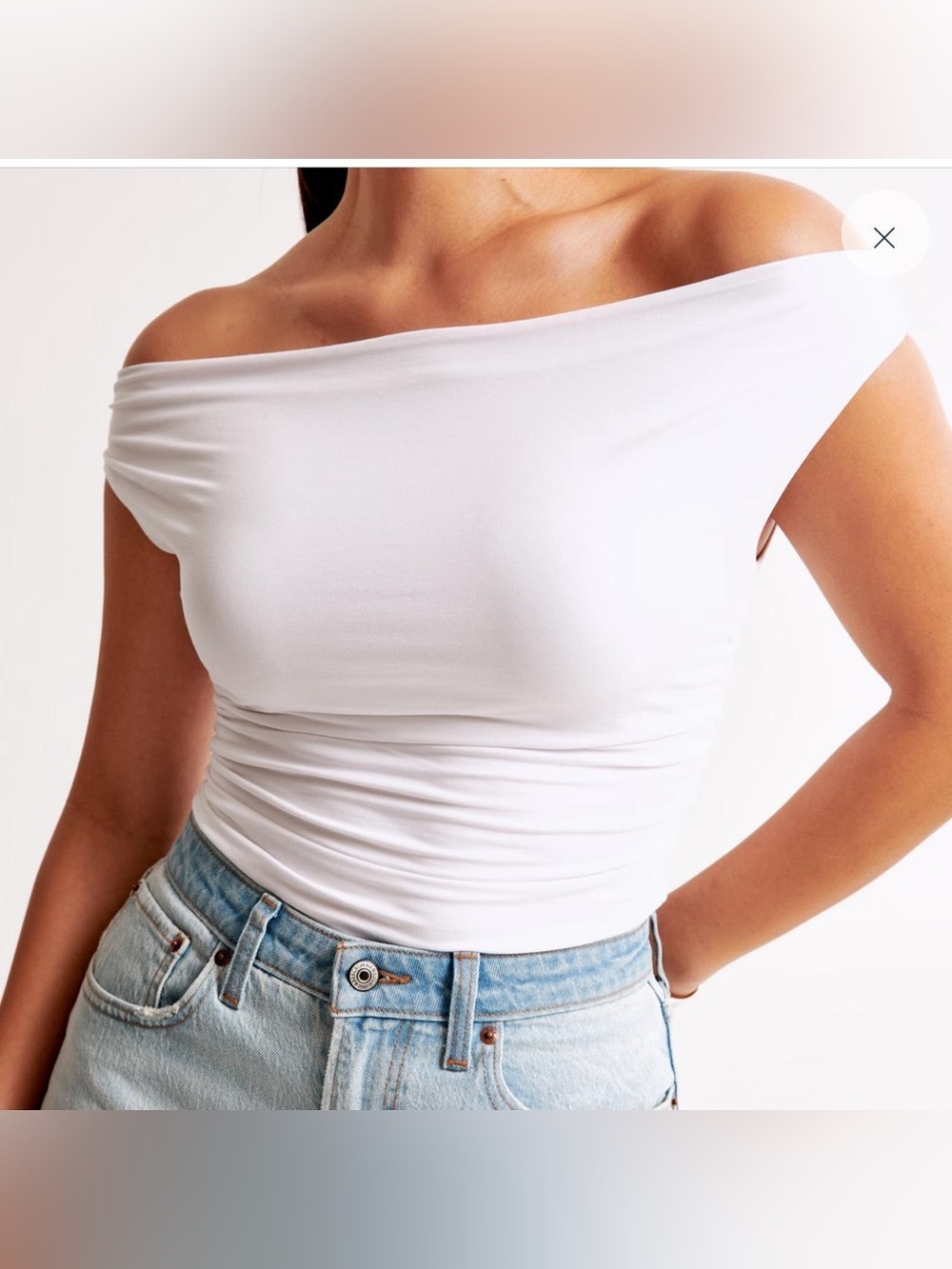 ABERCROMBIE Off The Shoulder White Ruched Top
